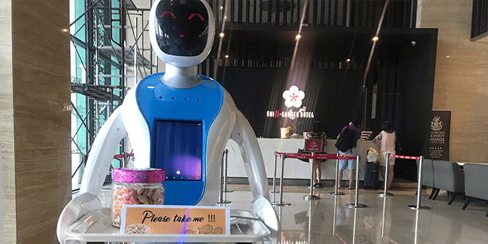 中国ではロボットによる全自動レストランも登場！
