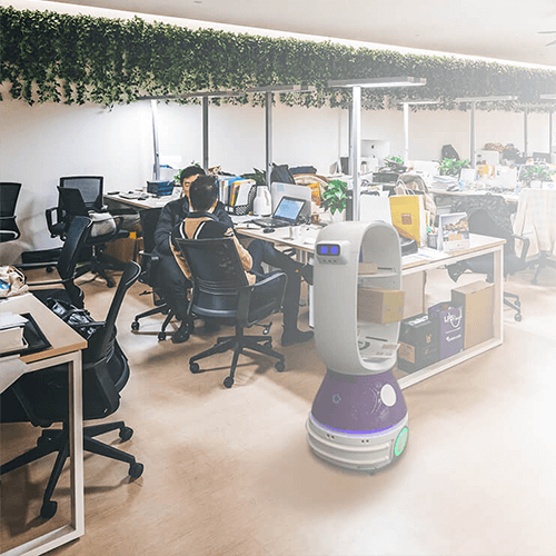 オフィスで活躍する配膳ロボットの事例